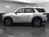 New 2025 Nissan Pathfinder SL image 4