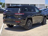 New 2025 Jeep Grand Cherokee Summit image 4