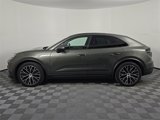 Used 2025 Porsche Cayenne image 2