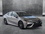 Used 2022 Toyota Camry SE image 3