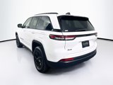 Used 2024 Jeep Grand Cherokee Altitude image 5