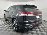 Used 2024 Volkswagen Atlas Cross Sport SE image 4