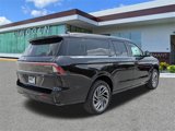 New 2025 Lincoln Navigator L Reserve image 4