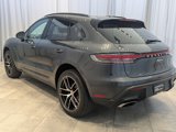 Certified 2024 Porsche Macan image 3