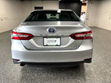 Used 2018 Toyota Camry XLE image 3
