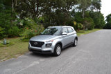 Used 2021 Hyundai Venue SE image 2
