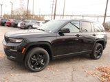 New 2025 Jeep Grand Cherokee Limited w/ Luxury Tech Group II image 3