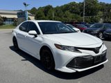 Used 2018 Toyota Camry LE image 3
