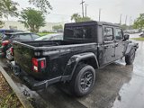 Used 2024 Jeep Gladiator Sport image 3