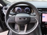 New 2025 Jeep Grand Cherokee Limited w/ Black Appearance Package image 4