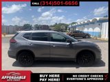 Used 2018 Nissan Rogue SV image 4