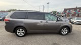 Used 2012 Toyota Sienna LE image 6