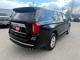 Used 2022 GMC Yukon XL Denali image 5