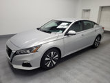 Used 2022 Nissan Altima 2.5 SV image 2