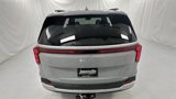 New 2025 Kia Carnival EX image 4