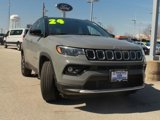 Used 2024 Jeep Compass Limited image 5
