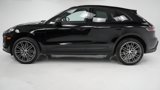 Certified 2025 Porsche Macan image 2