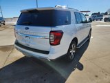 Used 2022 Ford Expedition Limited image 3