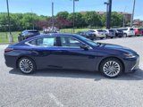 New 2025 Lexus ES 350 Ultra Luxury image 2