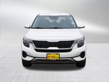 Certified 2023 Kia Seltos LX image 2