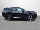 New 2025 Nissan Pathfinder Platinum image 3