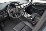 Certified 2025 Porsche Macan image 4
