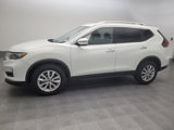 Used 2019 Nissan Rogue SV image 2