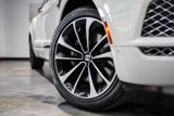 Used 2017 Bentley Bentayga image 5