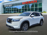 New 2025 Nissan Pathfinder SV image 2