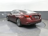 Used 2023 Nissan Altima 2.5 SV image 3