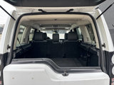Used 2016 Land Rover LR4 image 5