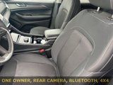 Used 2023 Jeep Grand Cherokee Laredo image 4