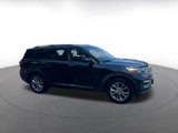 Used 2024 Ford Explorer Limited image 2