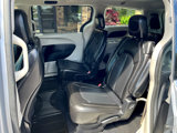 Used 2021 Chrysler Voyager Lxi image 5