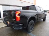 Used 2023 Chevrolet Silverado 1500 ZR2 image 3