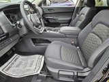 New 2025 Nissan Pathfinder S image 4