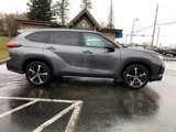 Used 2021 Toyota Highlander XSE image 4