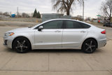 Used 2019 Ford Fusion SE image 3