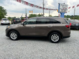 Used 2019 Kia Sorento FWD V6 image 2