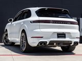 Certified 2025 Porsche Cayenne image 3