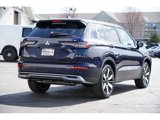 New 2025 Mitsubishi Outlander SE image 3
