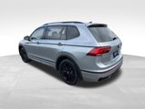 Used 2022 Volkswagen Tiguan SE R-Line image 5