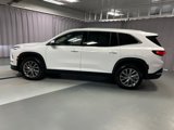Used 2025 Buick Enclave Preferred w/ Power Package image 4