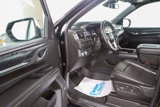 Used 2023 GMC Yukon Denali image 3