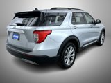 Used 2022 Ford Explorer XLT w/ Equipment Group 202A image 5