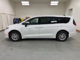 New 2025 Chrysler Pacifica Select image 5