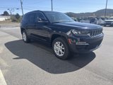 Used 2023 Jeep Grand Cherokee Limited w/ Trailer Tow Prep Group (B) image 4