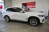 Used 2021 BMW X5 xDrive40i w/ Premium Package image 4