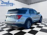 Used 2022 Ford Explorer XLT w/ Equipment Group 202A image 5