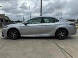 Used 2023 Toyota Camry SE image 2